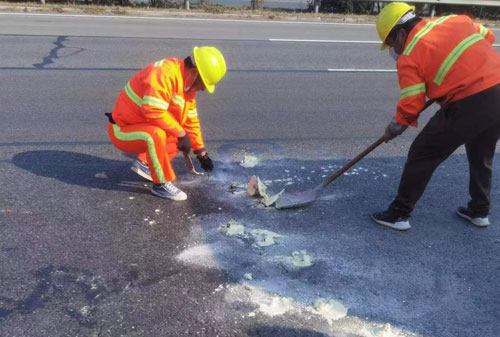 内蒙古公路下沉注浆加固